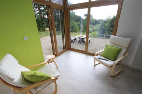 Orchard Nook - Sleeps 4, 2 Bedrooms (one ensuite)